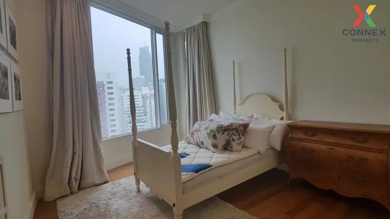 FOR SALE condo , Royce Private Residence , high floor , BTS-Phrom 3