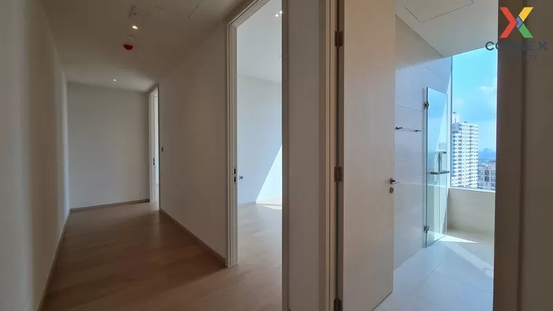 FOR SALE condo , The Strand Thonglor , high floor , BTS-Thong Lo 