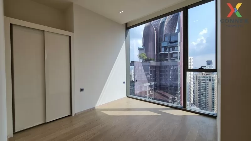 FOR SALE condo , The Strand Thonglor , high floor , BTS-Thong Lo 