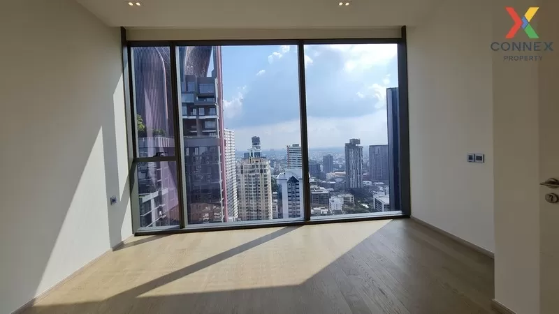 FOR SALE condo , The Strand Thonglor , high floor , BTS-Thong Lo 