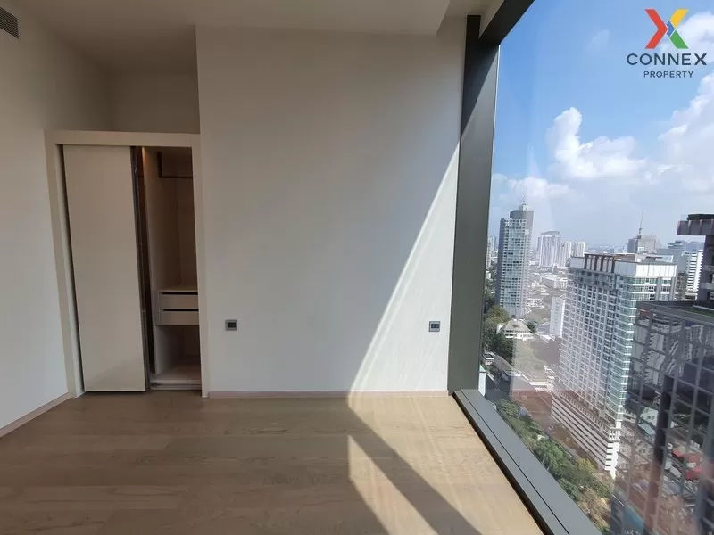 FOR SALE condo , The Strand Thonglor , high floor , BTS-Thong Lo 