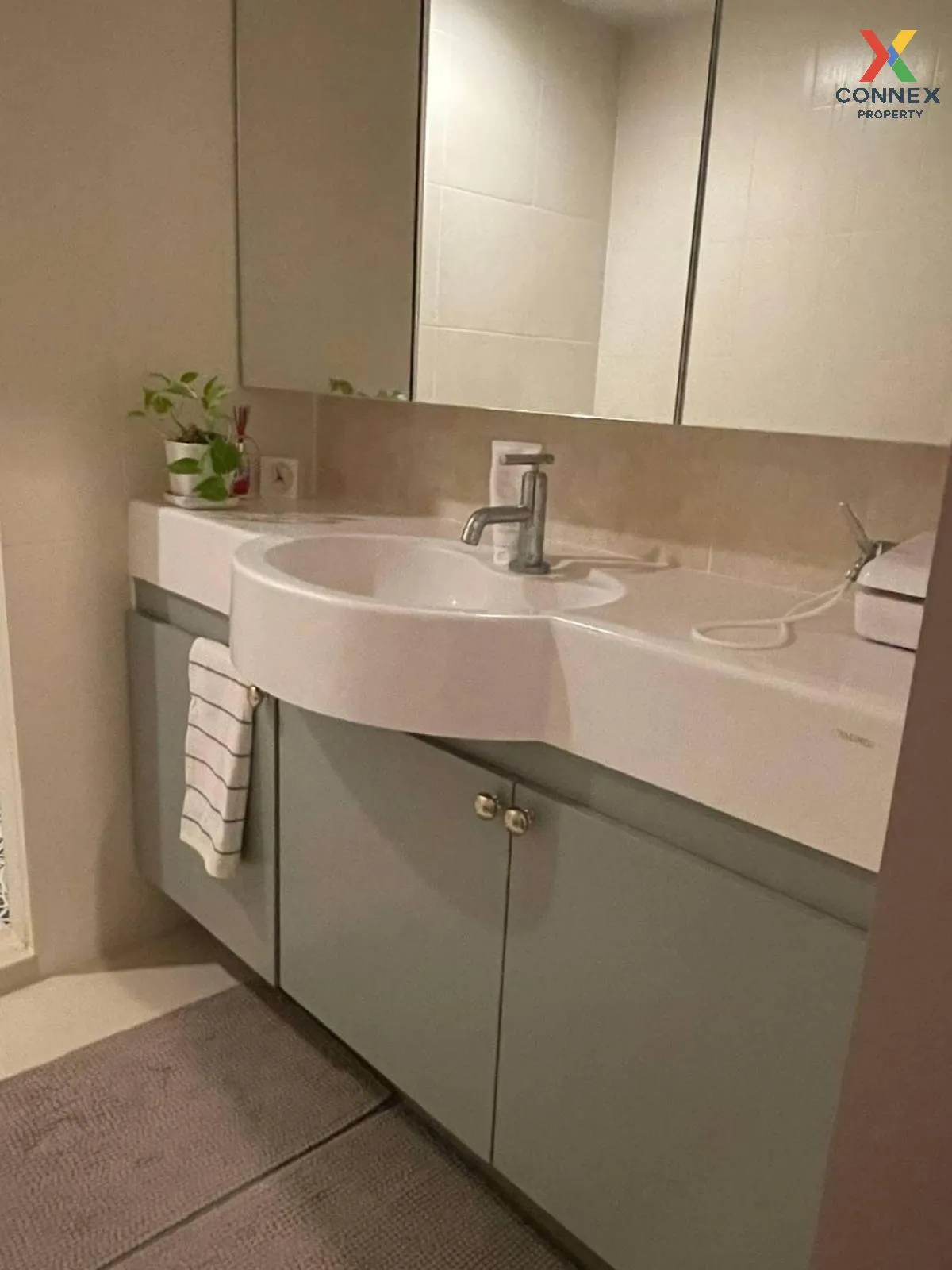 FOR RENT condo , Centric Tiwanon Station , corner unit , MRT-Yak 