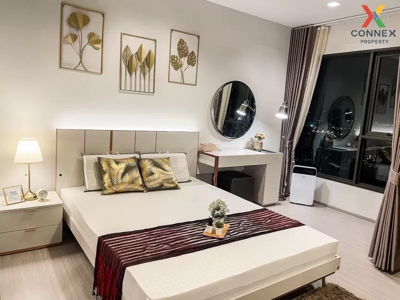 FOR RENT condo , Life Asoke-Rama 9 , corner unit , MRT-Phra Ram 9