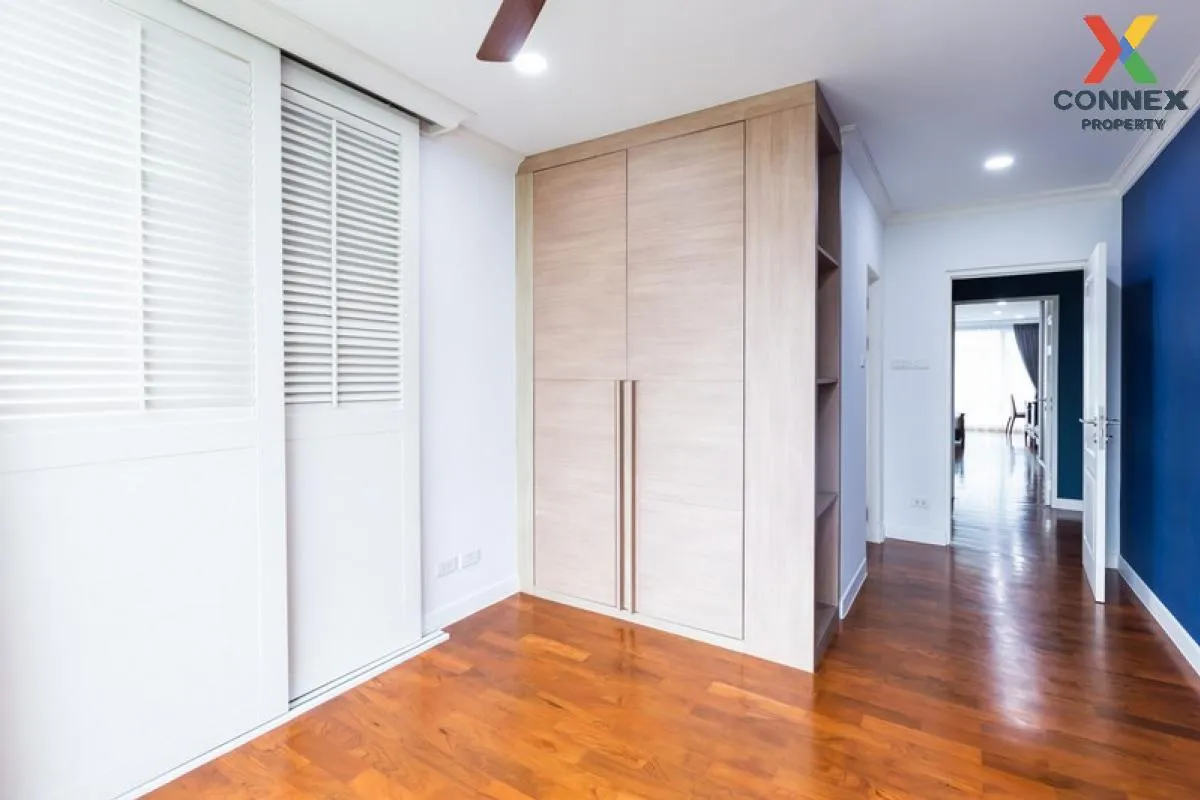 FOR RENT condo , Baan Siri Sukhumvit 10 , high floor , BTS-Nana ,