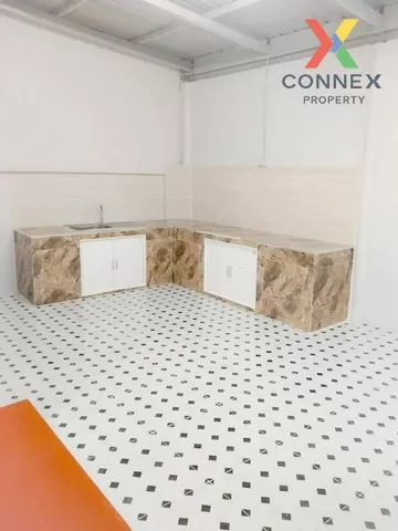 FOR SALE townhome , Buathongthani Park , wide frontage , Bang Bua