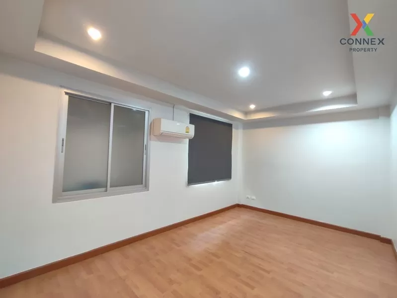 ทาวน์โฮม 3 ชั้น 6 นอน ม.เดอะเนเจอร์ซิตี้ เพชรเกษม 69 หนองแขม กรุง