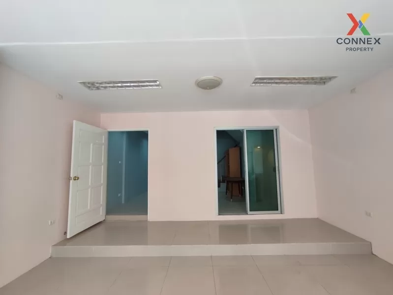 ทาวน์โฮม 3 ชั้น 6 นอน ม.เดอะเนเจอร์ซิตี้ เพชรเกษม 69 หนองแขม กรุง 2