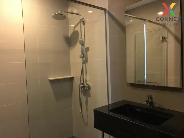 FOR RENT condo , EDGE Sukhumvit 23 , high floor , BTS-Asok , Khlo FOR RENT condo , EDGE Sukhumvit 23 , high floor , BTS-Asok , Khlo