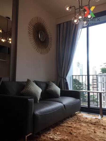 FOR RENT condo , EDGE Sukhumvit 23 , Duplex , corner unit , BTS-A 4