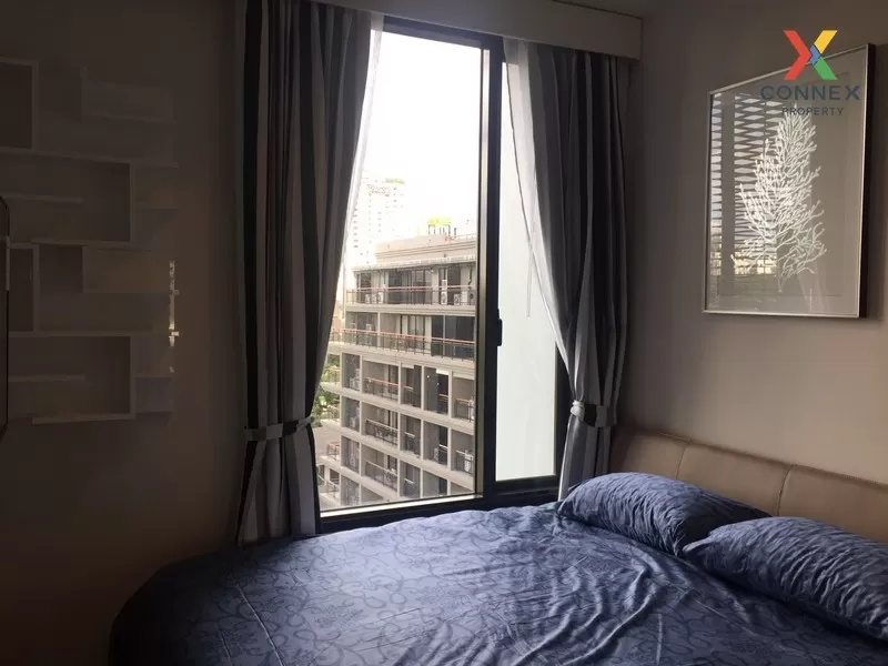 FOR RENT condo , EDGE Sukhumvit 23 , Duplex , corner unit , BTS-A