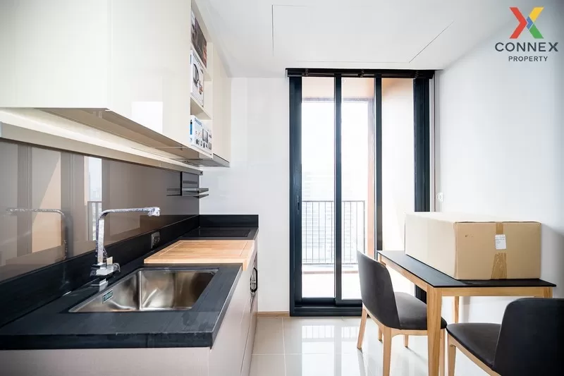 เช่า คอนโด  Oka Haus Sukhumvit 36 BTS-ทองหล่อ  คลองตัน คลองเตย กร 4