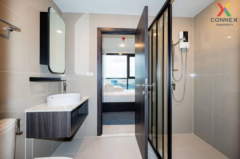 FOR RENT condo , XT Huaikhwang , high floor , MRT-Huai Khwang , H