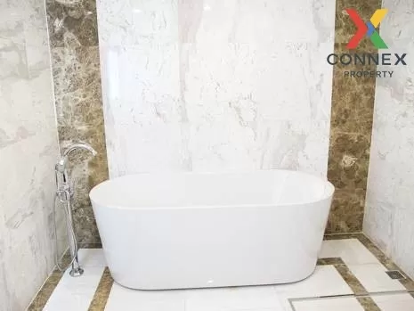 FOR SALE condo H Sukhumvit 43 , Duplex , high floor , BTS-Phrom P