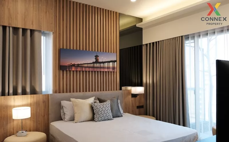 FOR RENT condo , Siamese Exclusive Sukhumvit 31 , high floor , BT