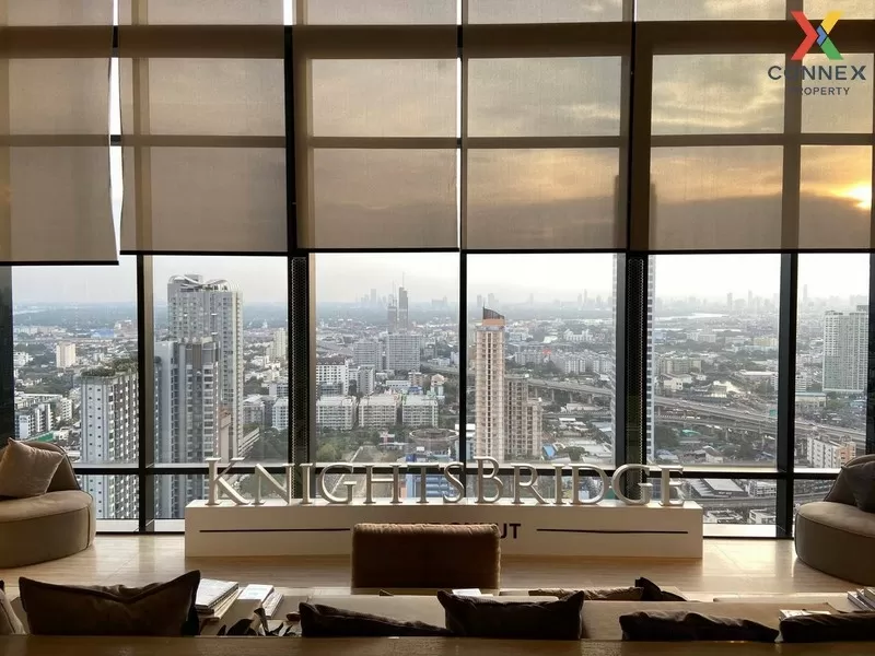 FOR RENT condo , Knightsbridge Prime Onnut , Duplex , corner unit