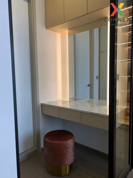 FOR RENT condo , Park Origin Phayathai , high floor , BTS-Phaya T 4