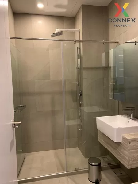 FOR RENT condo , Park Origin Phayathai , high floor , BTS-Phaya T
