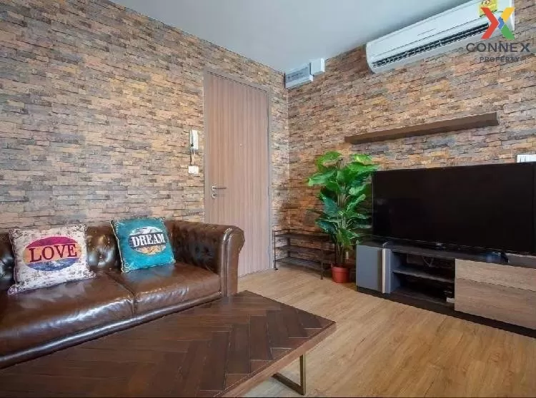 FOR RENT condo , Fuse Chan-Sathorn , high floor , BTS-Saint Louis 1