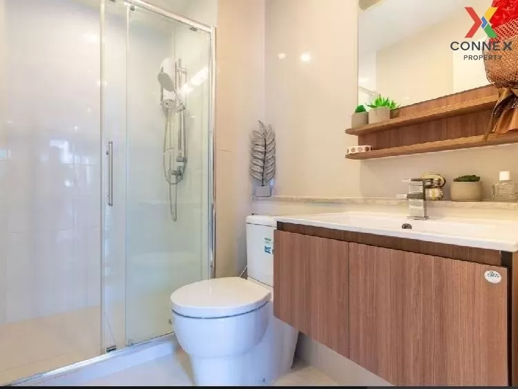 FOR RENT condo , Fuse Chan-Sathorn , high floor , BTS-Saint Louis