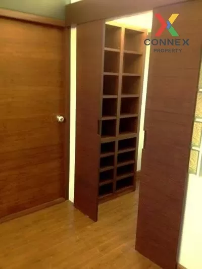 FOR RENT condo , Noble Reveal , Duplex , nice view , BTS-Ekkamai 