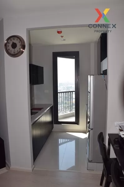 FOR RENT condo , RHYTHM Sukhumvit 44/1 , Duplex , high floor , BT