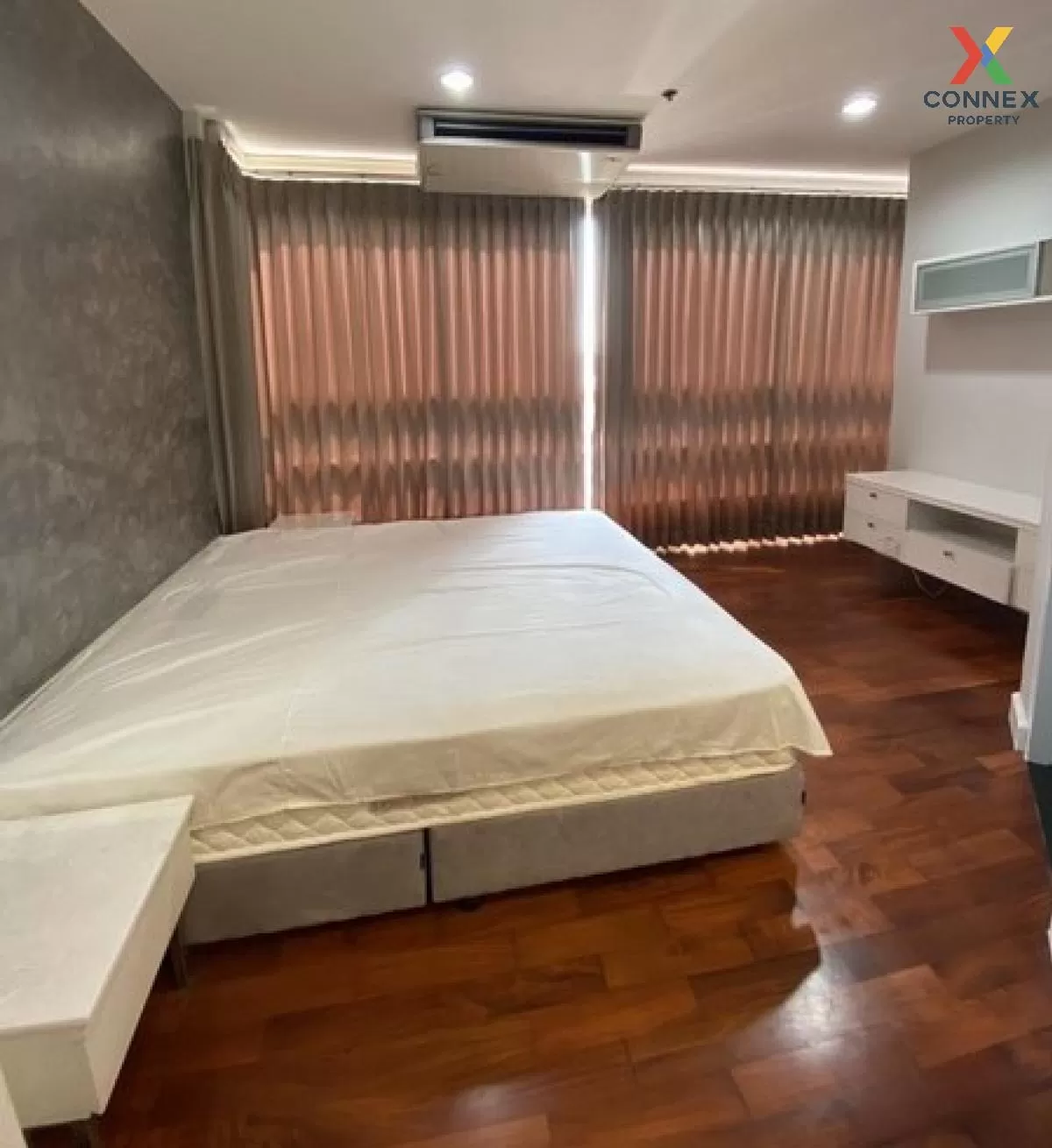 FOR RENT condo , Pathumwan Resort , Duplex , nice view , BTS-Phay