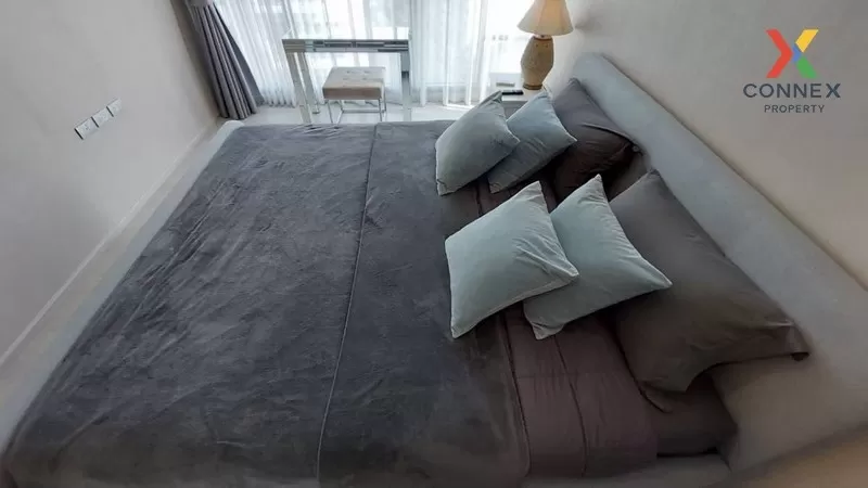 FOR RENT condo , Rhythm Sukhumvit 36-38 , Duplex , high floor , B