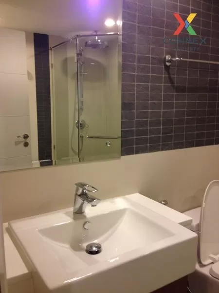 FOR RENT condo , The Crest Sukhumvit 49 , Duplex , high floor , B FOR RENT condo , The Crest Sukhumvit 49 , Duplex , high floor , B