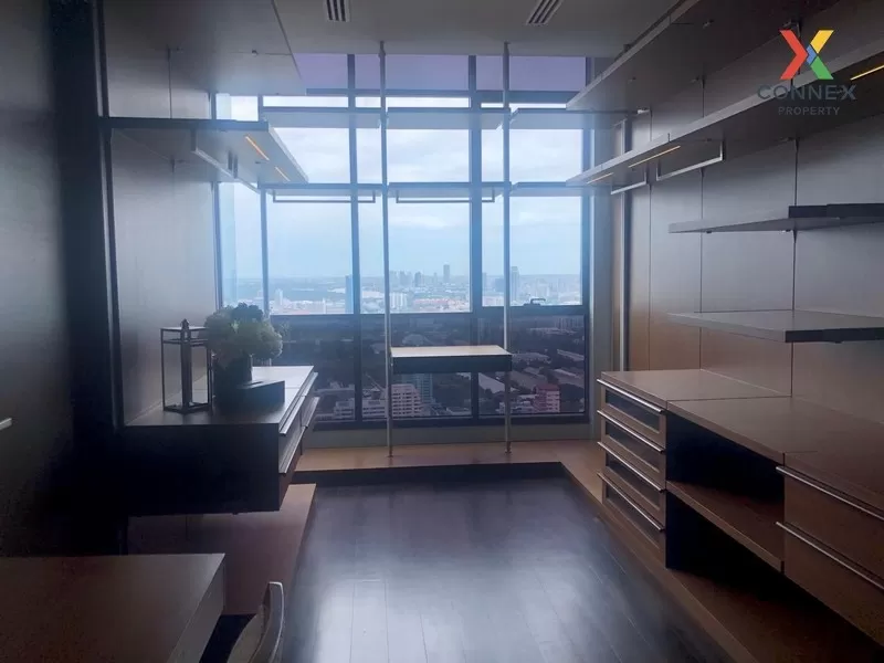 ขาย คอนโด Duplex Hyde Sukhumvit 13 BTS-นานา สุขุมวิท คลองเตยเหนือ 1