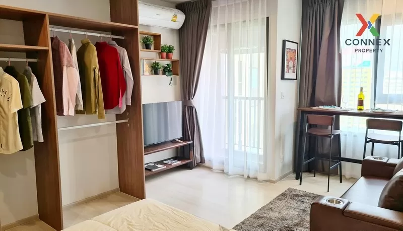 FOR SALE condo , Life One Wireless , Duplex , high floor , BTS-Ph