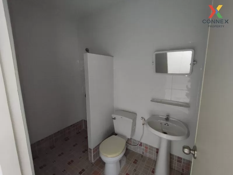 FOR SALE townhome , Baan KhajeenuchKhlong Phra Udom , Lat Lum Kae