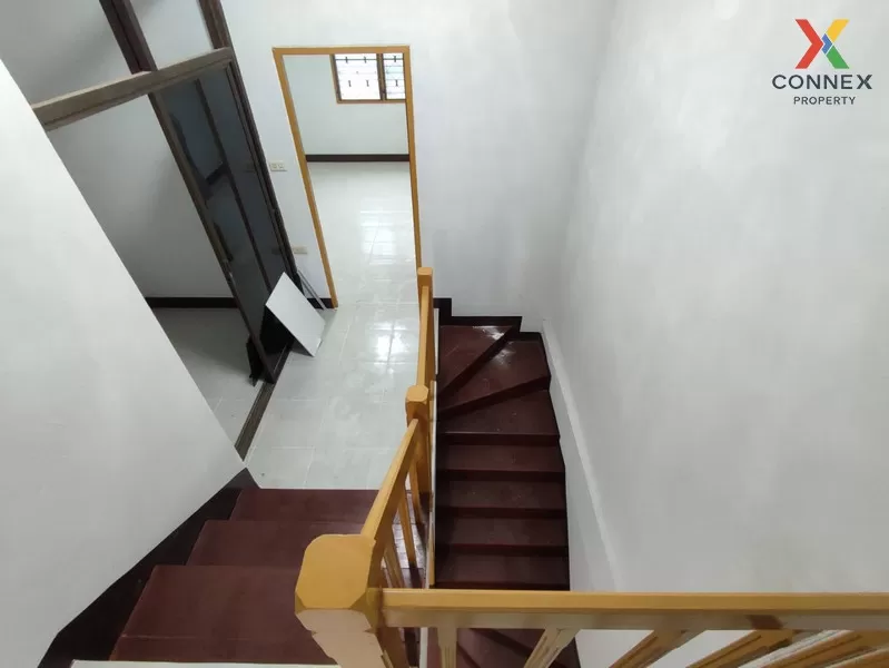 FOR SALE townhome , Baan Khajeenuch , wide frontage , Khlong Phra