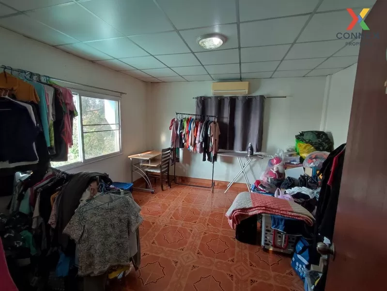 FOR SALE townhome , Baan Khajeenuch , wide frontage , Khlong Phra