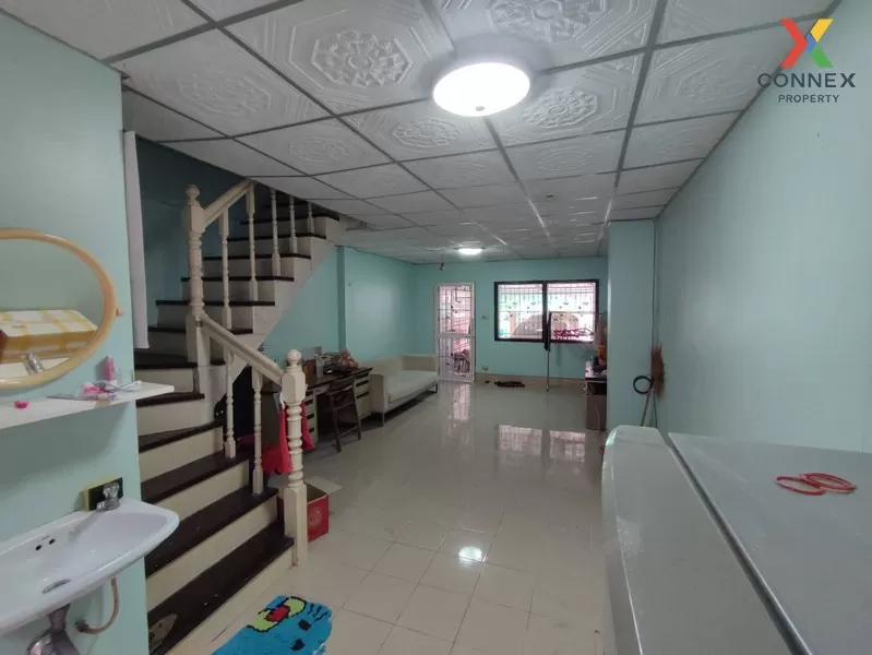 FOR SALE townhome , Baan Khajeenuch , wide frontage , Khlong Phra 3