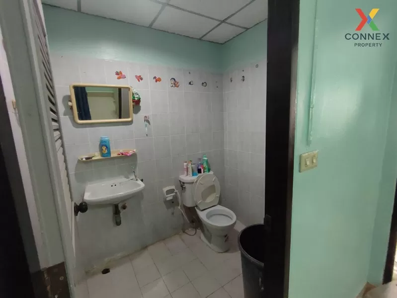 FOR SALE townhome , Baan Khajeenuch , wide frontage , Khlong Phra