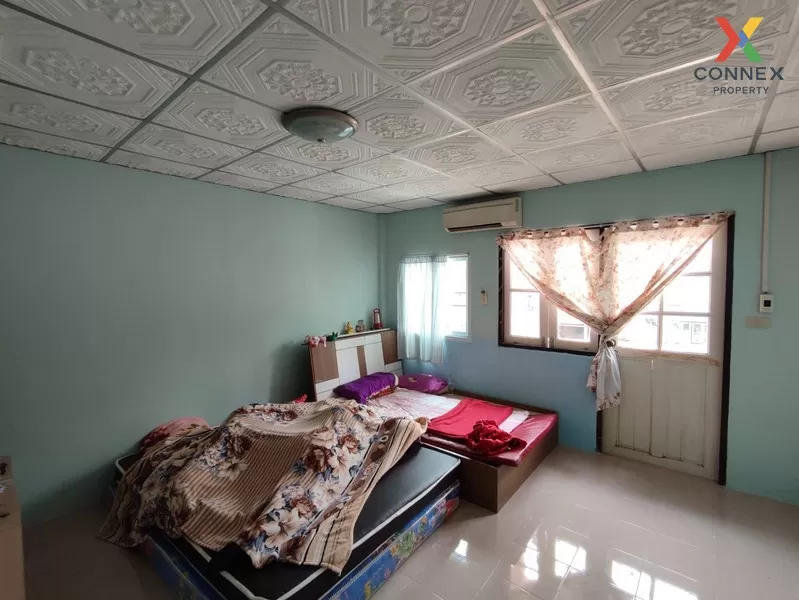 FOR SALE townhome , Baan Khajeenuch , wide frontage , Khlong Phra