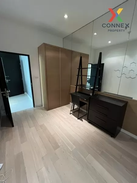 FOR RENT condo , Eight Thonglor , Duplex , high floor , BTS-Thong