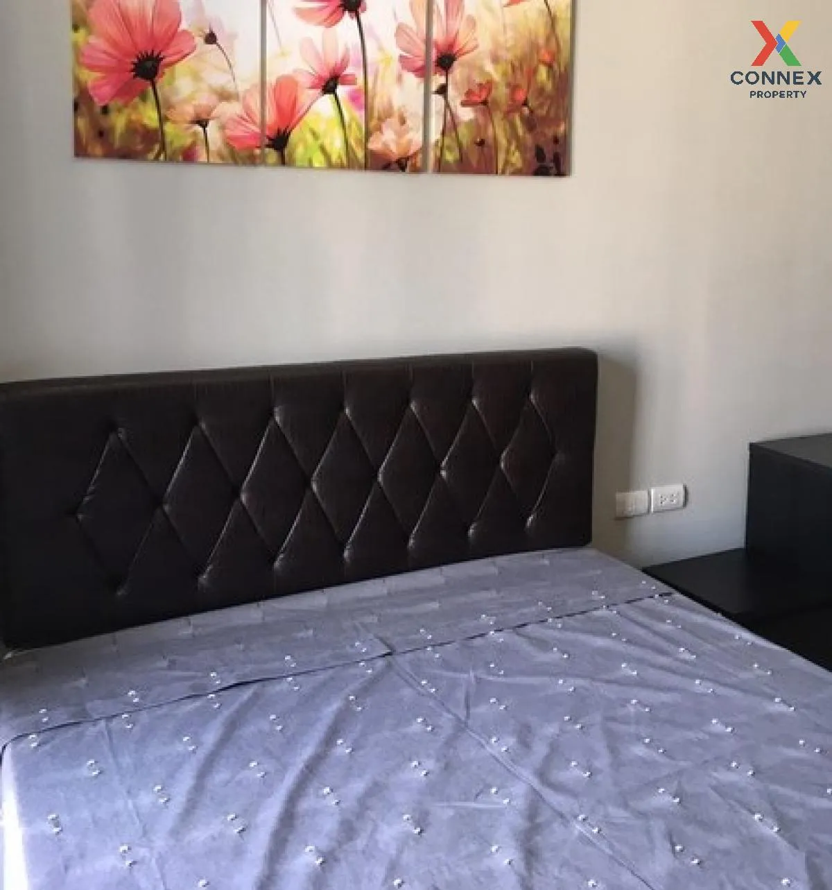 FOR RENT condo , RHYTHM Sukhumvit 44/1 , Duplex , high floor , BT 4