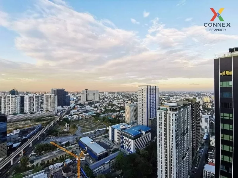 FOR RENT condo , Life Ladprao , Duplex , high floor , BTS-Ha Yaek