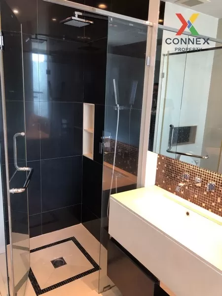 FOR RENT condo , The Address Sukhumvit 28 , Duplex , wide frontag