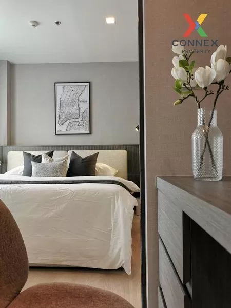 FOR RENT condo , Life One Wireless , Duplex , high floor , BTS-Ph