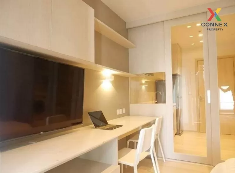 FOR RENT condo , Life One Wireless , Duplex , high floor , BTS-Ph 2