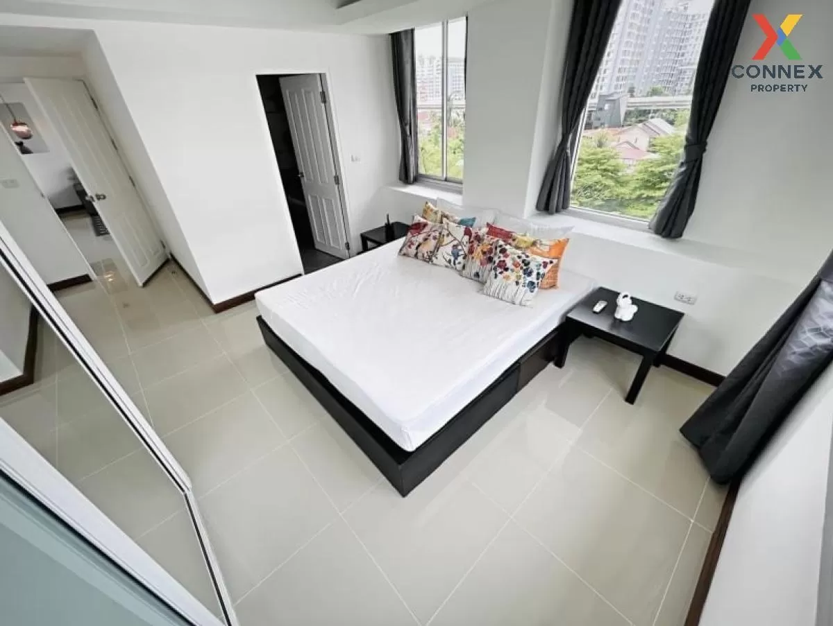 FOR RENT condo , Waterford Sukhumvit 50 , Duplex , high floor , B