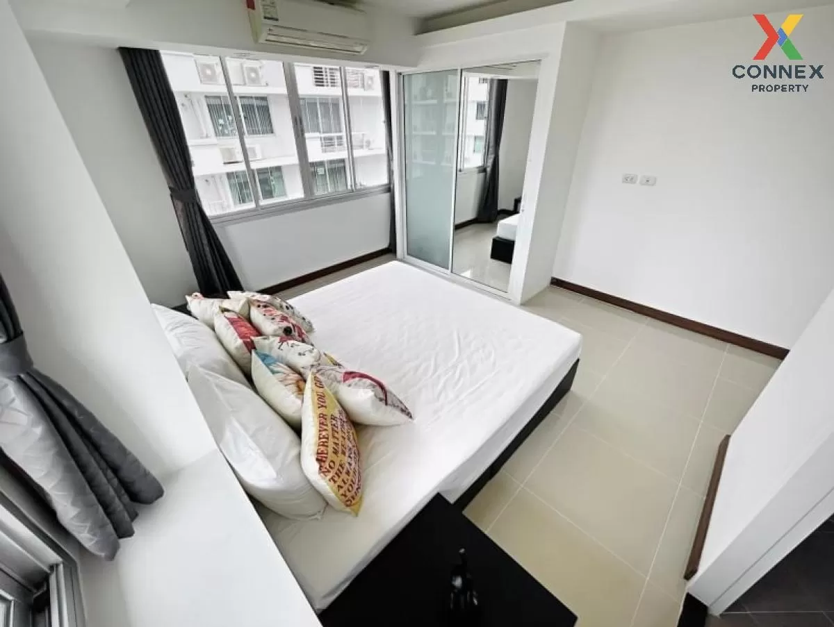 FOR RENT condo , Waterford Sukhumvit 50 , Duplex , high floor , B