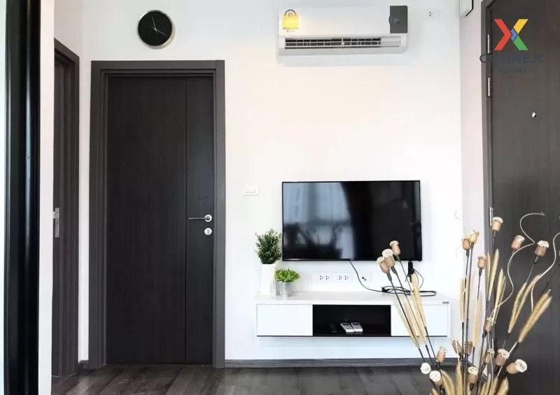 FOR SALE condo , The Base Park East Sukhumvit 77 , Duplex , corne 4