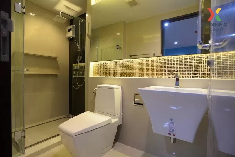 FOR RENT condo , Rhythm Sathorn , high floor , BTS-Saphan Taksin 