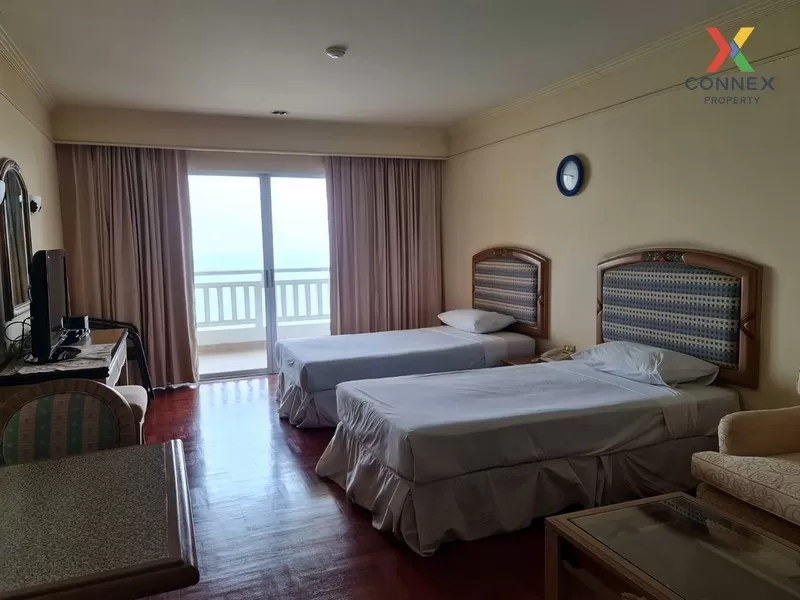 FOR RENT condo , TEAL Sathorn - Taksin , Duplex , high floor , BT