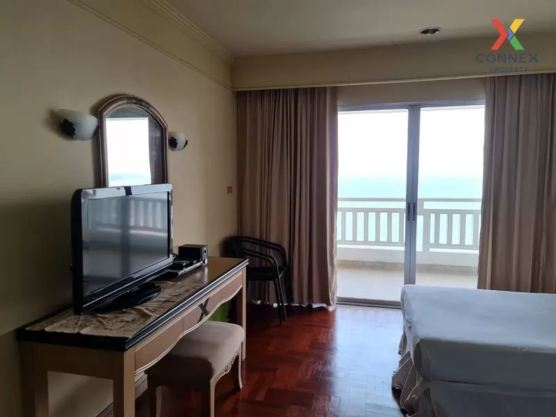 FOR RENT condo , TEAL Sathorn - Taksin , Duplex , high floor , BT