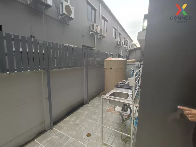 ขายถูก ทาวน์โฮม สภาพดี ม.พลีโน่ สุขุมวิท-บางนา ต.บางพลี อ.บางแก้ว