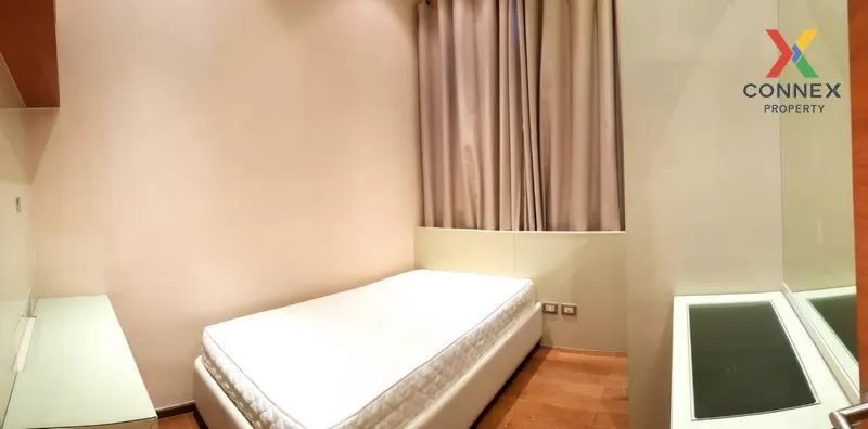 FOR RENT condo , The Address Sukhumvit 28 , Duplex , high floor , 4